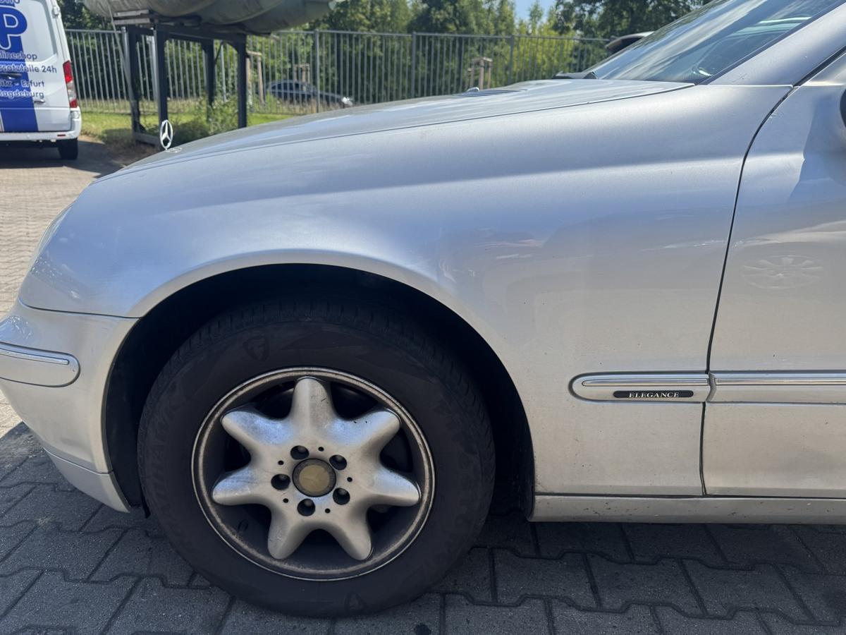 Mercedes C Klasse W203 original Kotfl&uuml;gel vorn links Elegance 744 Brillantsilber Bj.2001
